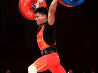 IM电竞注册-包含竞技场上，团队合作与个人英雄主义交相辉映的词条