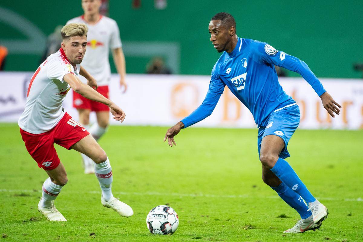 门兴客场挑战柏林联合,争取客场三分 门兴客场挑战柏林联合,争取客场三分