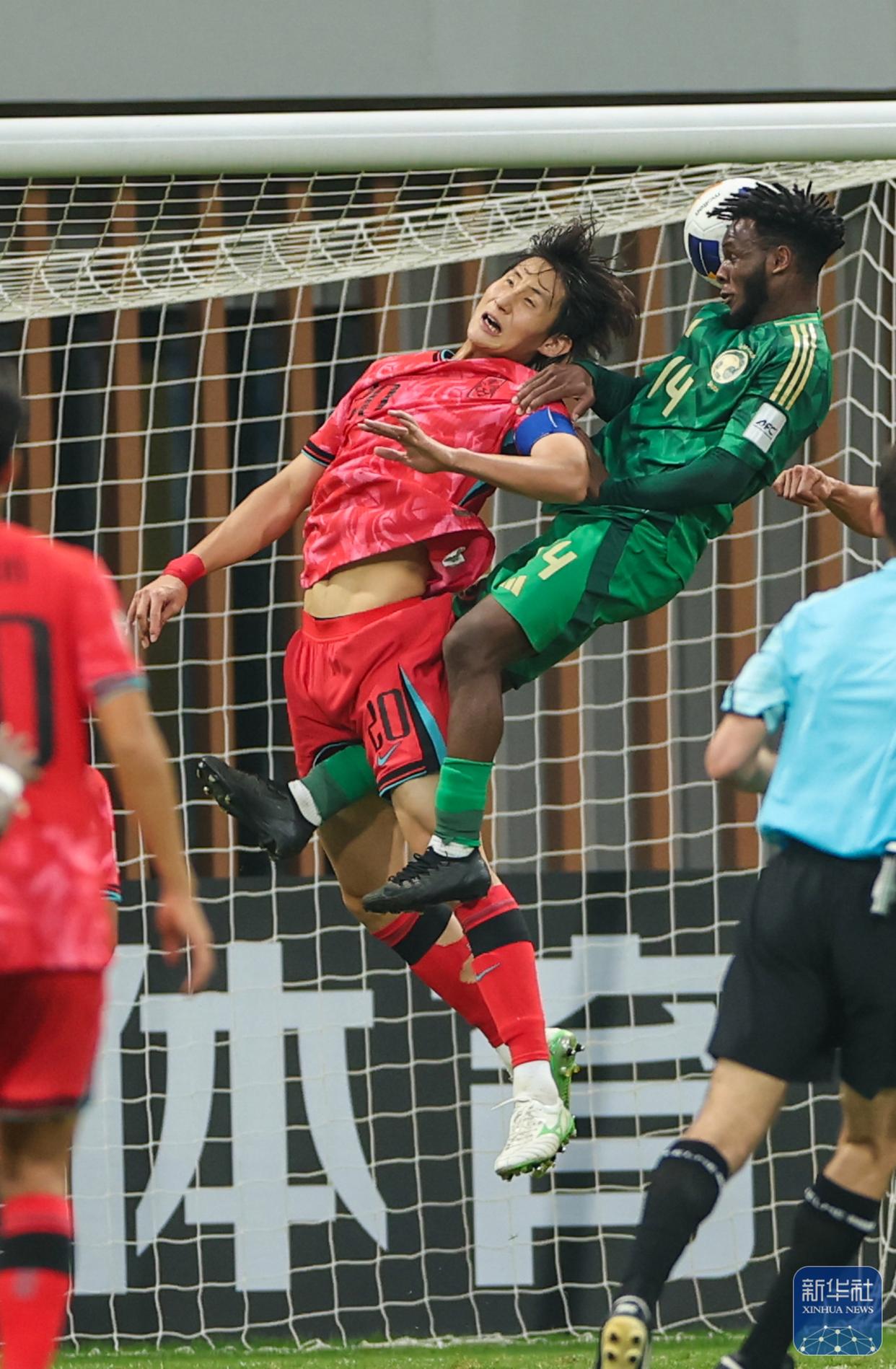 包含引爆热情:亚洲足球顶级比赛场面激烈的词条 包含引爆热情:亚洲足球顶级比赛场面激烈的词条