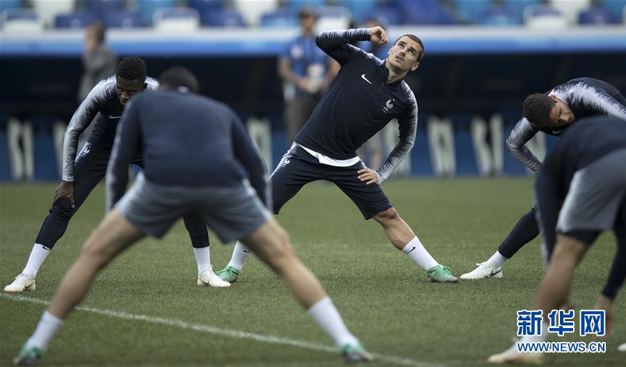 关于法国队备战欧预赛，主教练洛朗斯执教信心满满的信息