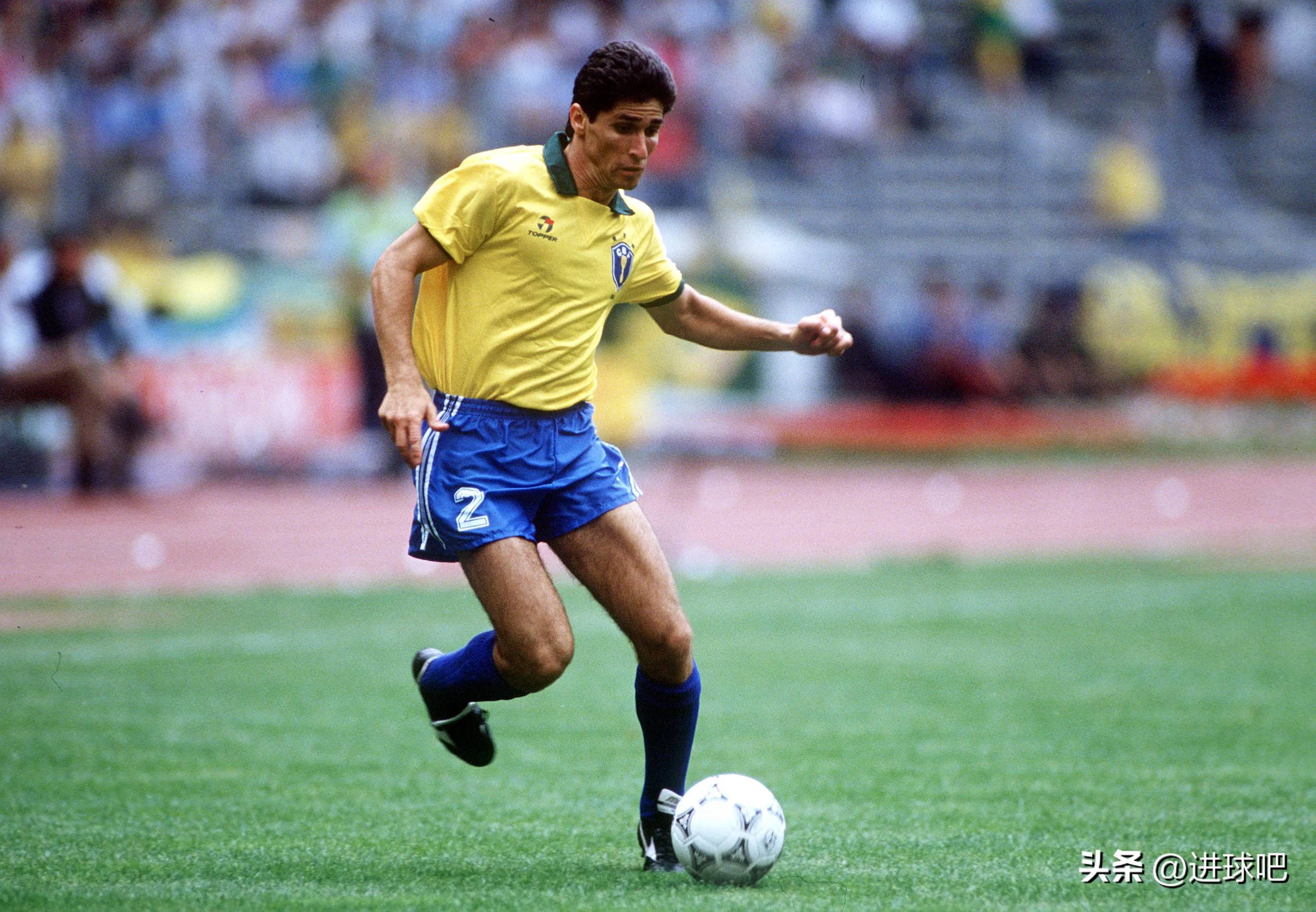 包含巴西国家男子足球队备战世界杯，士气高涨的词条