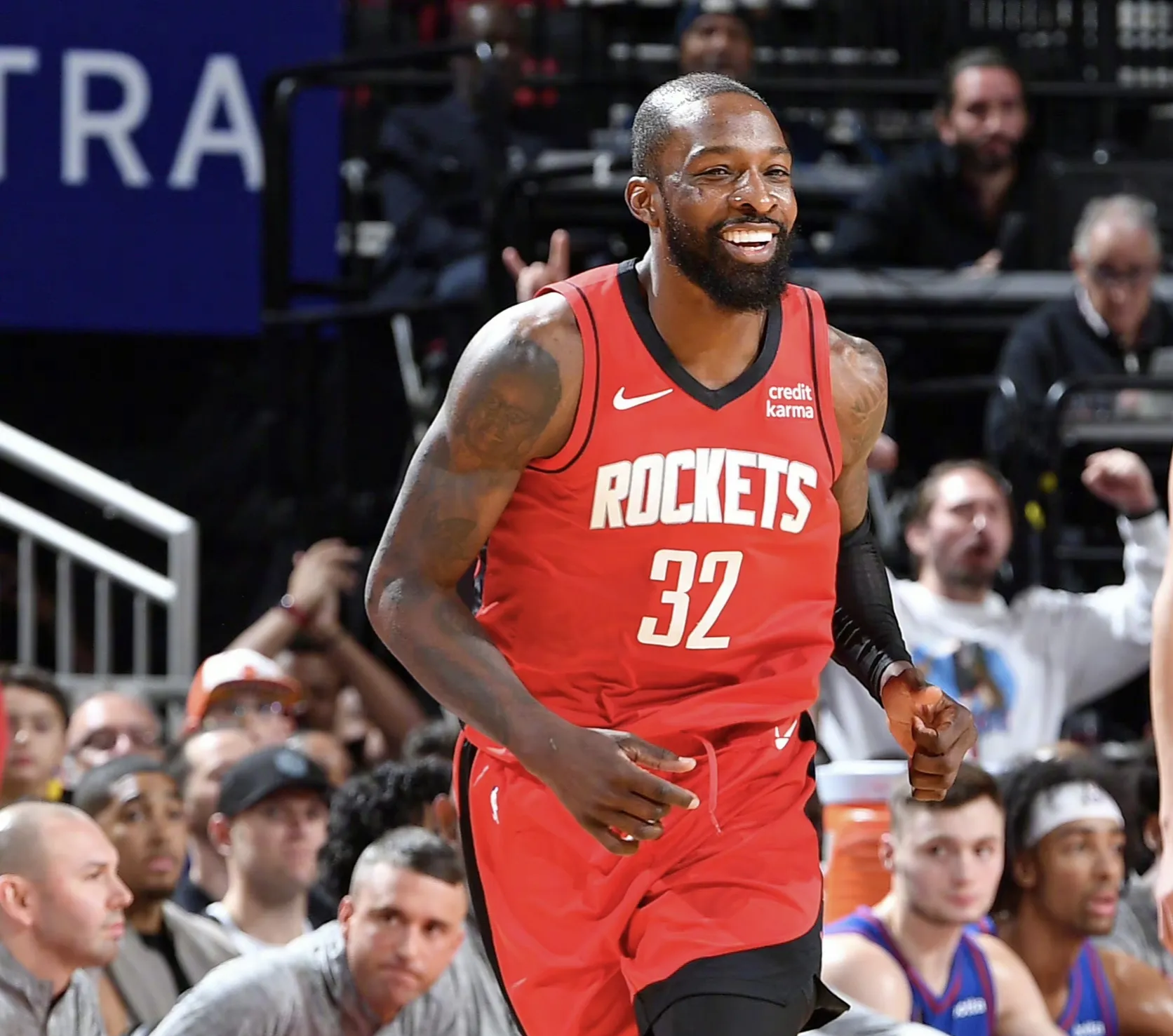 火箭队遭遇意外失利,战绩受影响 火箭队遭遇意外失利,战绩受影响