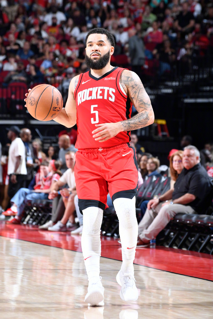 关于里弗斯重整火箭,球队被看好能否逆袭的信息 关于里弗斯重整火箭,球队被看好能否逆袭的信息