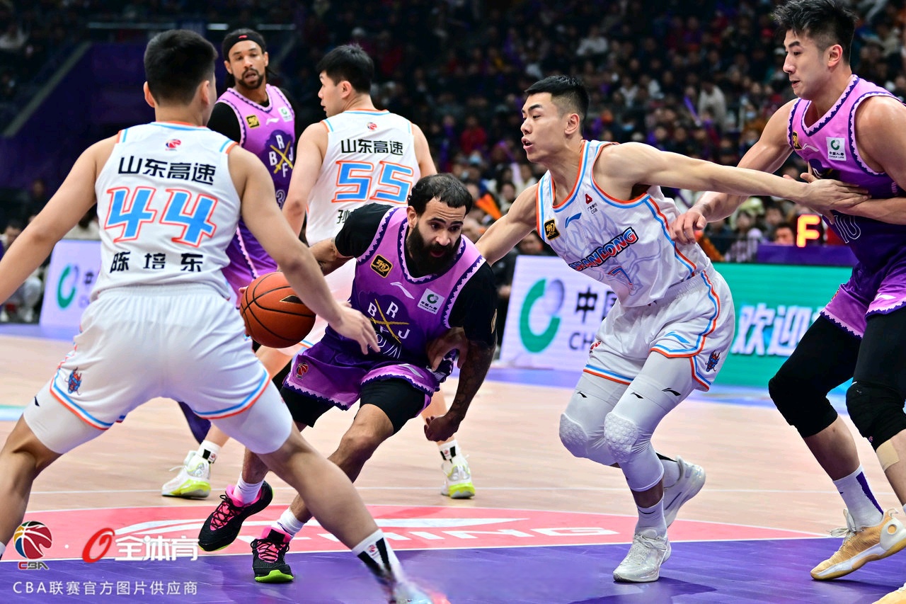 包含东北风暴遗憾告负,球队表现体现出实力差距的词条 包含东北风暴遗憾告负,球队表现体现出实力差距的词条