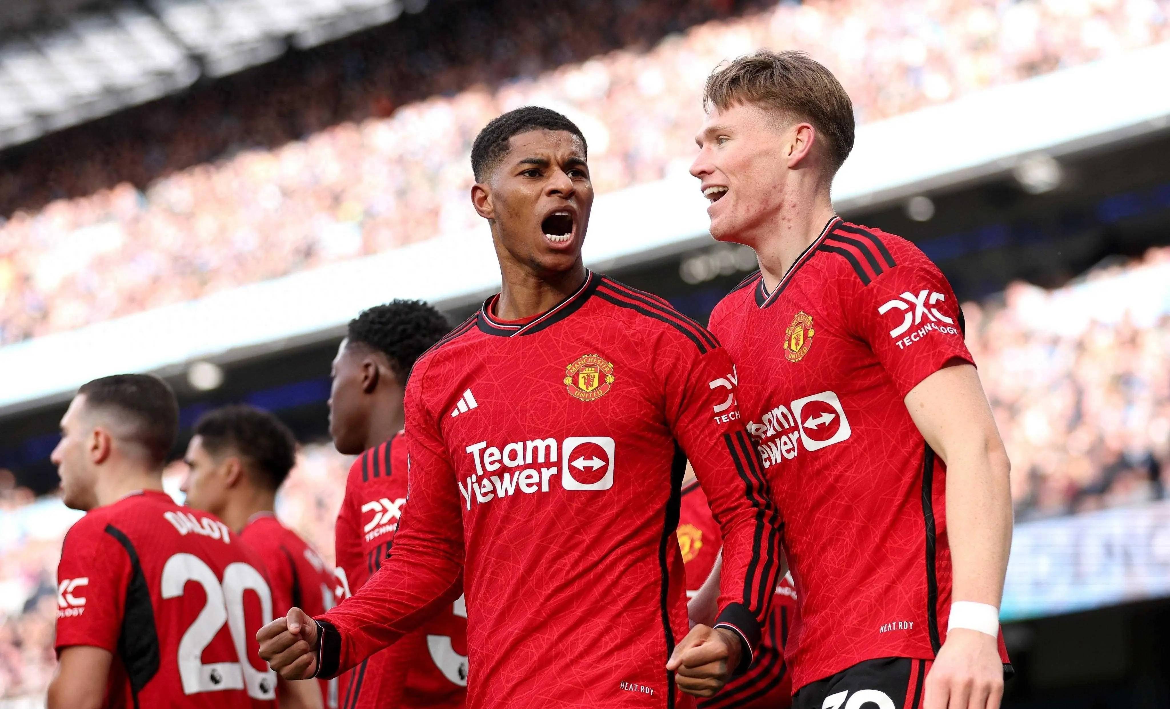 曼联大获成功,晋级淘汰赛下一轮 曼联大获成功,晋级淘汰赛下一轮