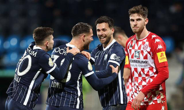 柏林联盟主场战平对手,球队士气高涨 柏林联盟主场战平对手,球队士气高涨