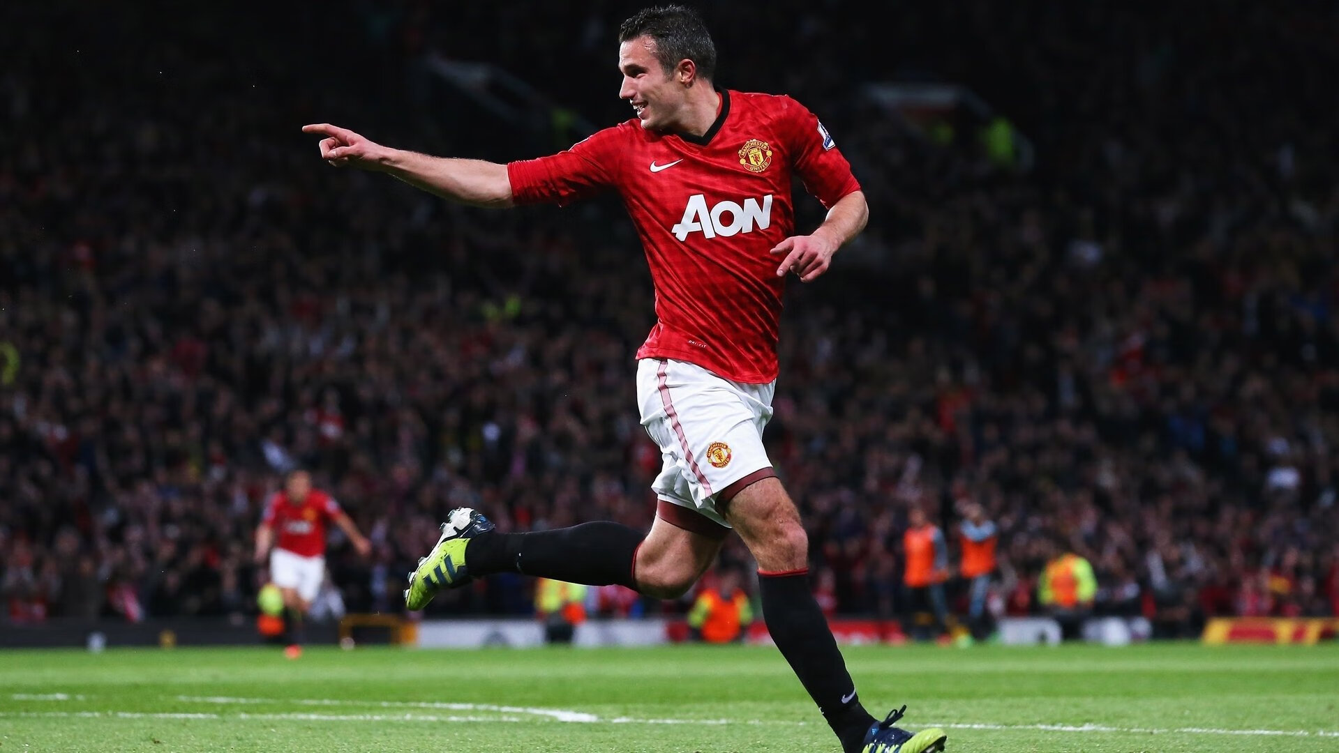 伊布生涯之夜闪耀,巴萨客场力克里昂书写欧冠新章