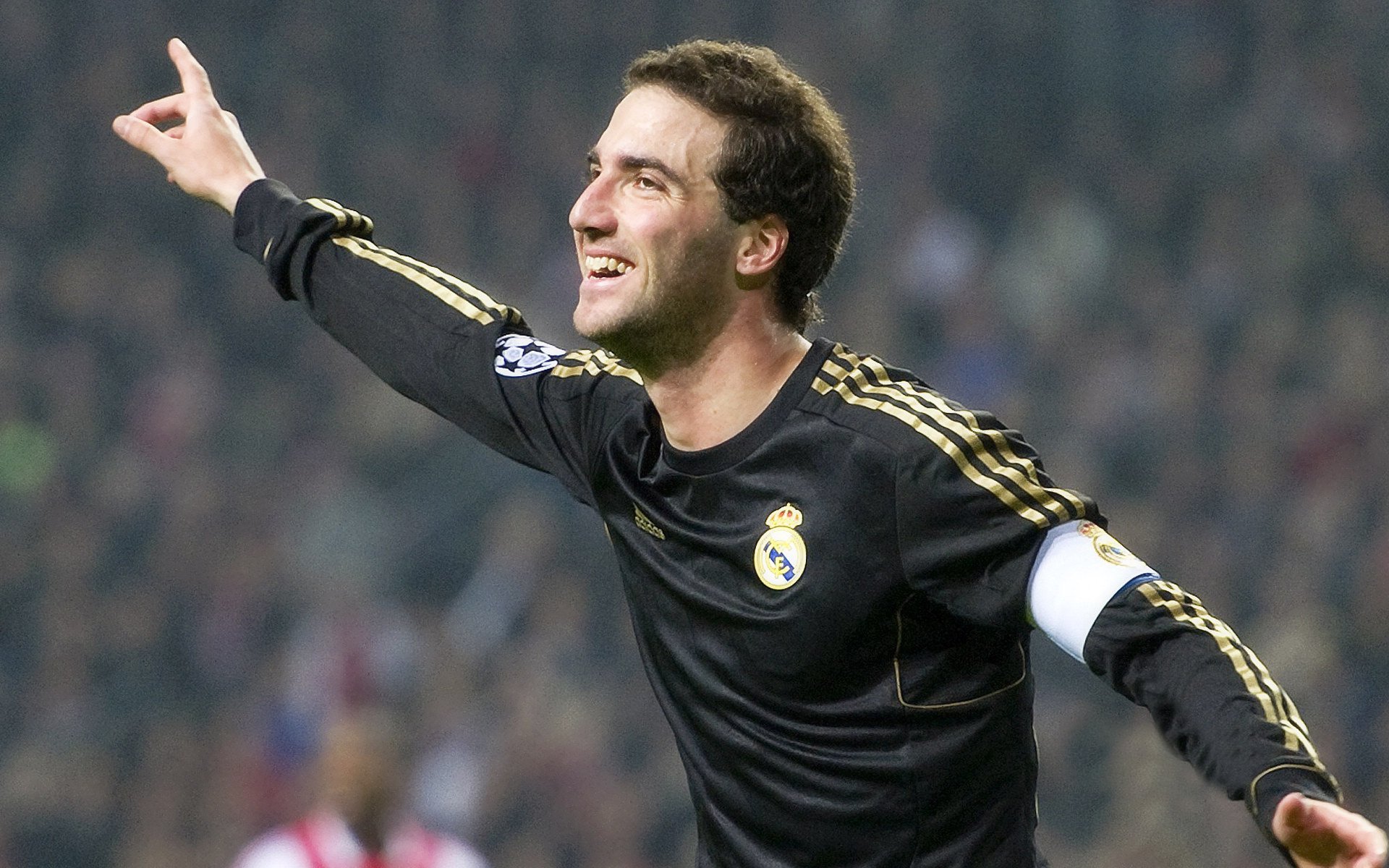 郁金香凋零之夜,哈兰德用神兵天降定义唯一性,瑞典冰封荷兰晋级路